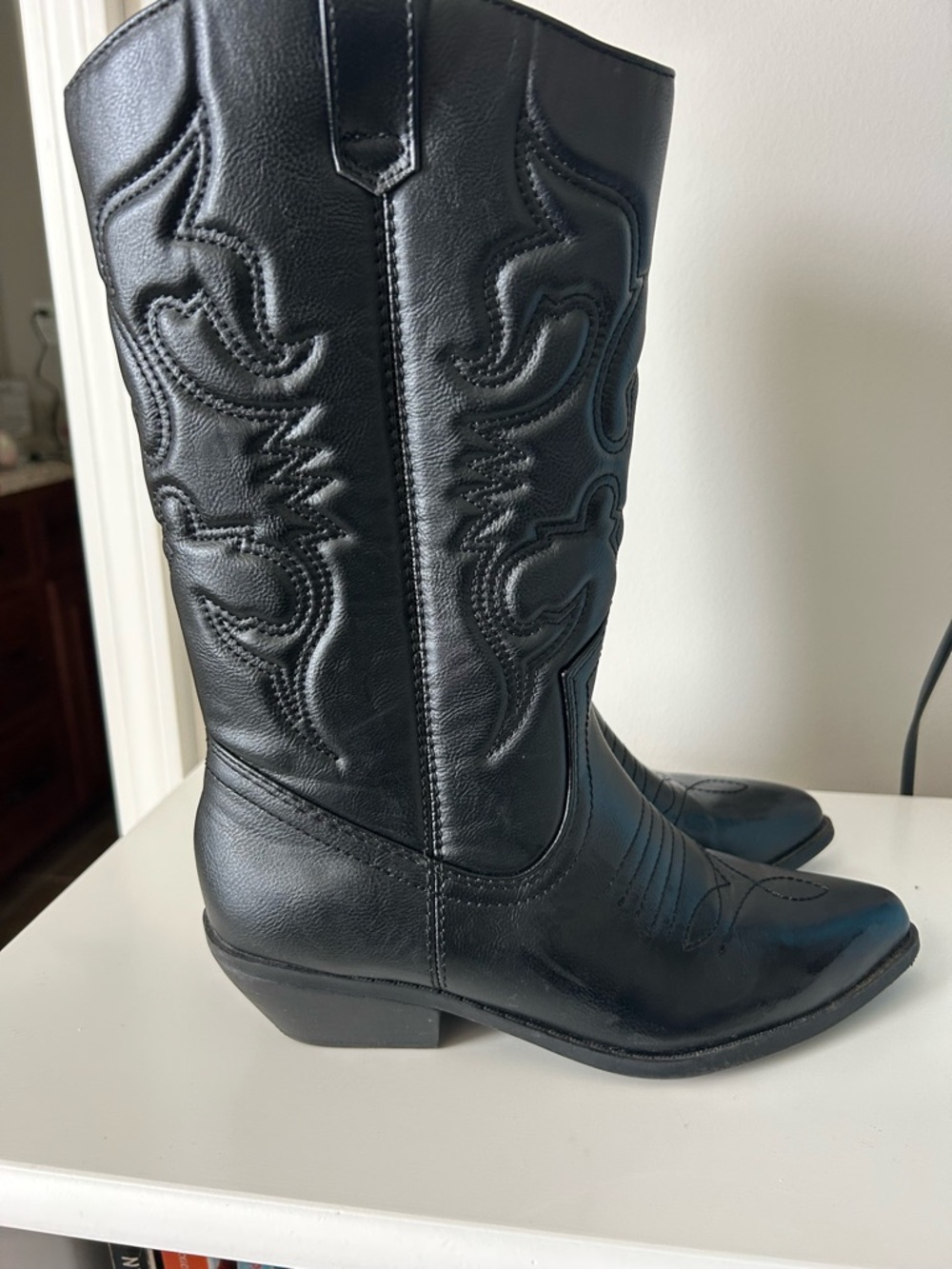Soda Black Embroidered Western Boots - Picture 2 of 5